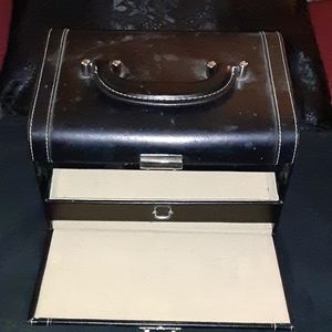 Vintage jewelry box